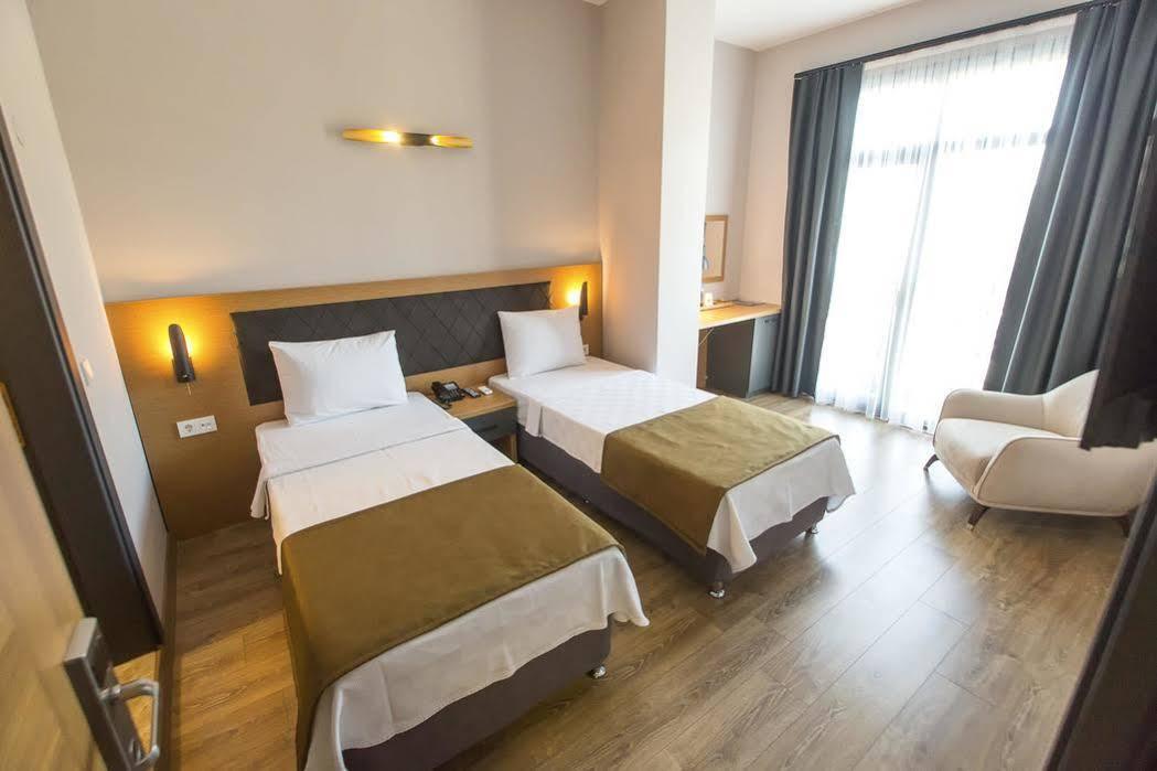 Big Point Plus Hotel Biga Zewnętrze zdjęcie